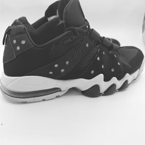 Nike & Air Black Athletic Shoes Size 11